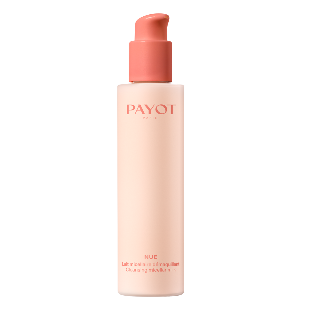 Démaquillant doux, ce lait micellaire élimine parfaitement le maquillage et les impuretés